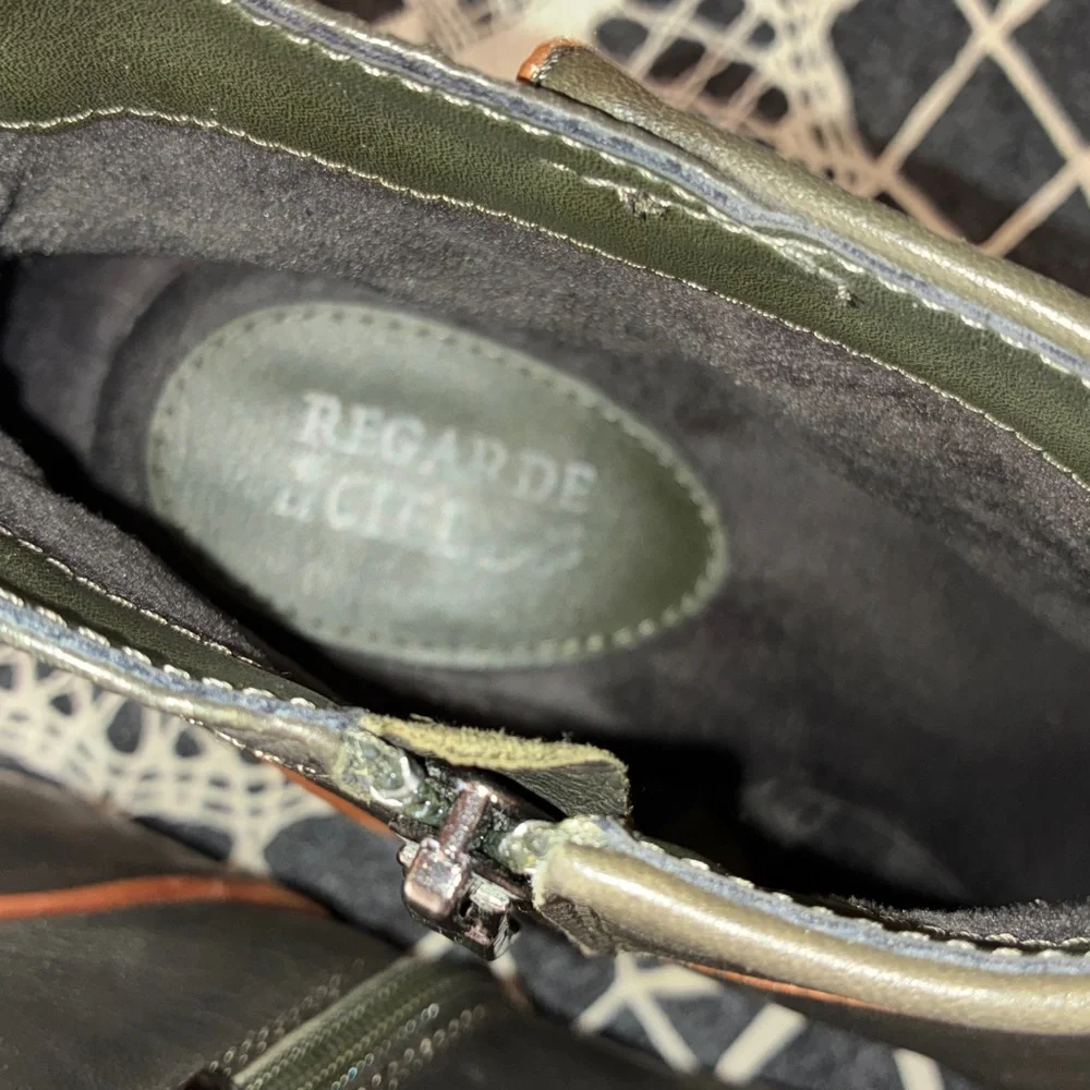 Regarde Le Ciel Stefany Olive Leather Ankle Boots with Contrast Trim - Picture 7 of 9